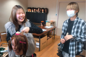 アシスタント① （3〜6ヶ月）
